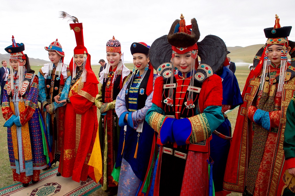 Quel Type De V tements Portent Les Mongols Voyage En Mongolie Quel Type De V tements Portent Les Mongols Voyage En Mongolie